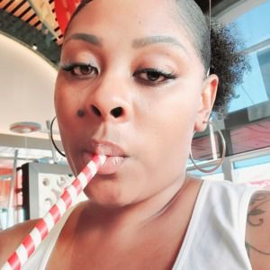 Meet your Posher, Shaundra